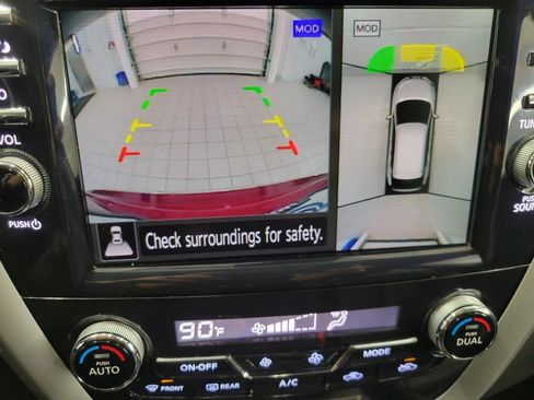 Used 2020 Nissan Murano SL w/ Moonroof Package image 15