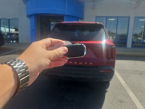 Used 2022 Kia Sorento LX AWD/4WD image 11