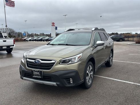 Used 2020 Subaru Outback Touring w/ Popular Package #2 image 21
