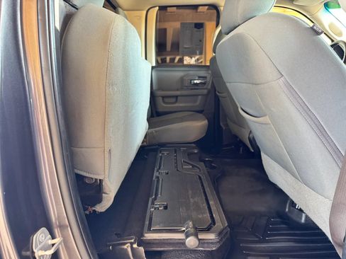 Used 2018 RAM 1500 Big Horn AWD/4WD image 25