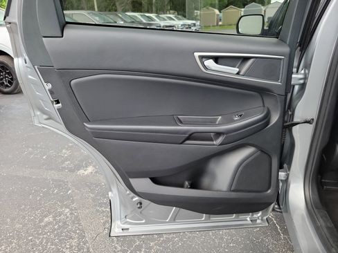 Used 2024 Ford Edge SEL AWD/4WD image 21
