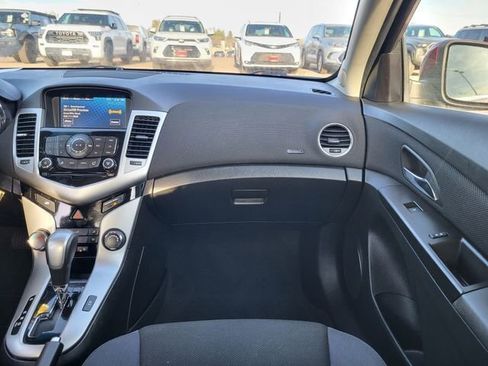 Used 2015 Chevrolet Cruze LT FWD image 26