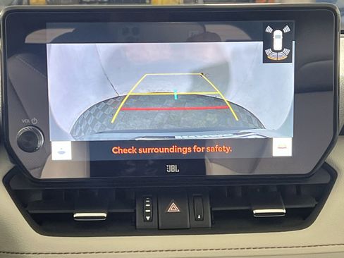 Used 2024 Toyota RAV4 Limited image 19