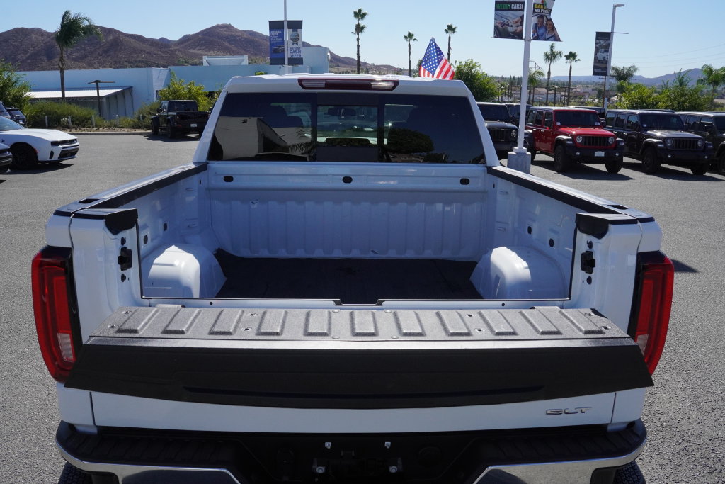Used 2023 GMC Sierra 1500 SLT w/ SLT Convenience Package AWD/4WD image 41
