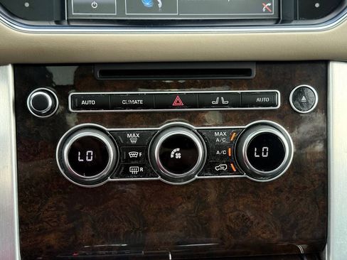 Used 2014 Land Rover Range Rover HSE AWD/4WD image 38