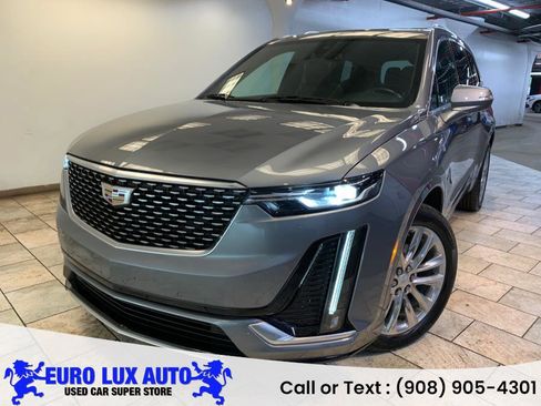 Used 2022 Cadillac XT6 Premium Luxury image 1