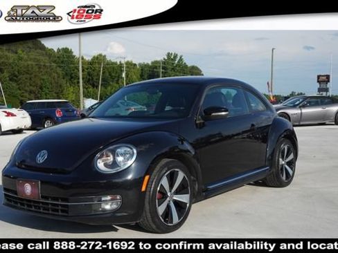Used 2012 Volkswagen Beetle 2.0T FWD image 3