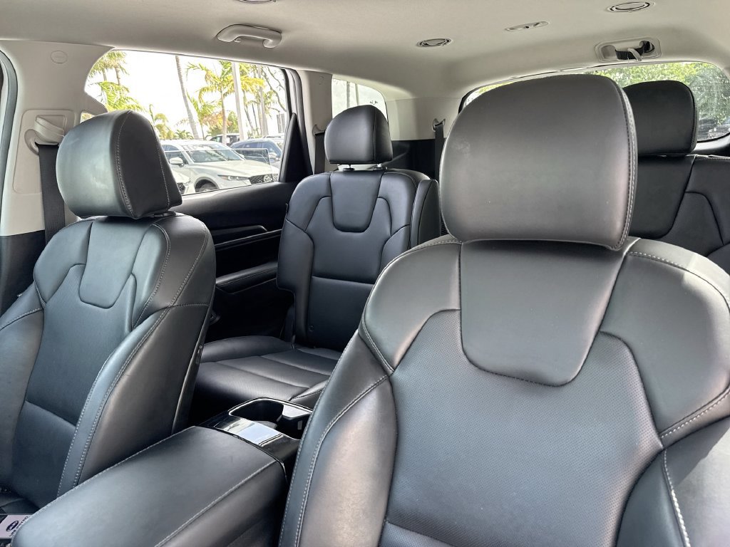 Used 2024 Kia Telluride S FWD image 41