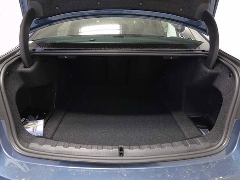 New 2026 BMW 330i Sedan w/ Premium Package image 11