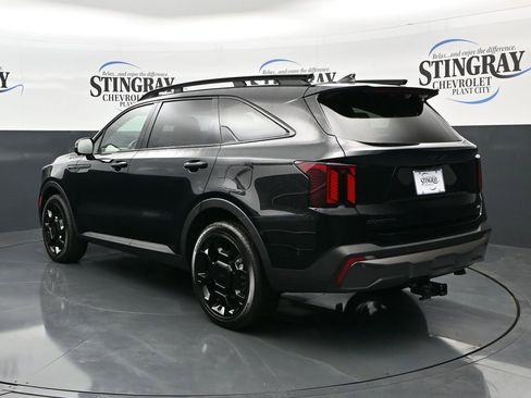 Used 2025 Kia Sorento SX Prestige w/ Olive Brown Leather Package image 5