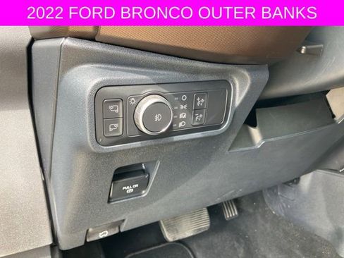 Used 2022 Ford Bronco Outer Banks AWD/4WD image 21