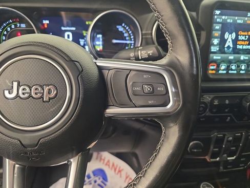 Used 2021 Jeep Wrangler Unlimited Sahara w/ Cold Weather Group AWD/4WD image 32