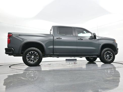 Used 2025 Chevrolet Silverado 1500 ZR2 w/ Technology Package AWD/4WD image 54