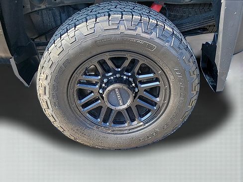 Used 2018 Chevrolet Silverado 2500 LTZ w/ Duramax Plus Package AWD/4WD image 9