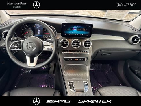 Used 2022 Mercedes-Benz GLC 300 w/ Premium Package Lite image 23