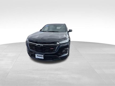 Certified 2023 Chevrolet Traverse RS w/ LPO, Floor Liner Package image 3