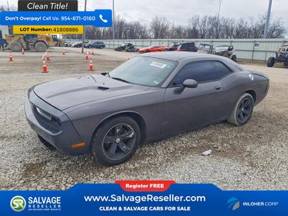 Used 2014 Dodge Challenger SXT