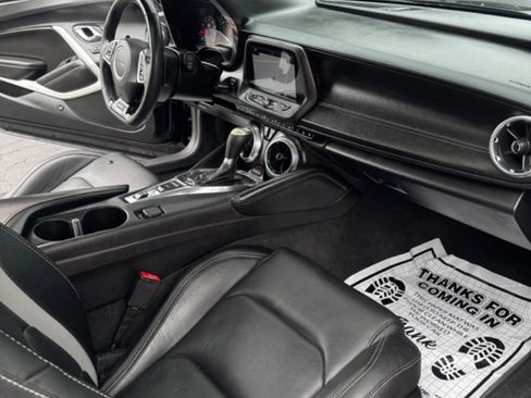 Used 2017 Chevrolet Camaro LT image 16