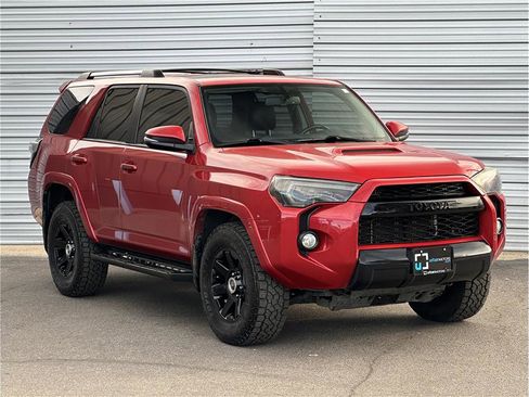 Used 2016 Toyota 4Runner Trail Premium image 8