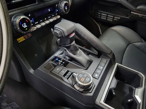 New 2026 Toyota Tacoma TRD Off-Road w/ TRD Off Road Premium Package AWD/4WD image 12