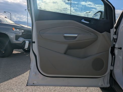 Used 2019 Ford Escape SE AWD/4WD image 12