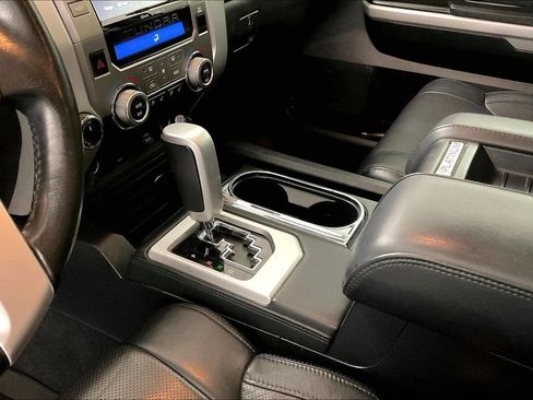 Used 2018 Toyota Tundra Platinum AWD/4WD image 18