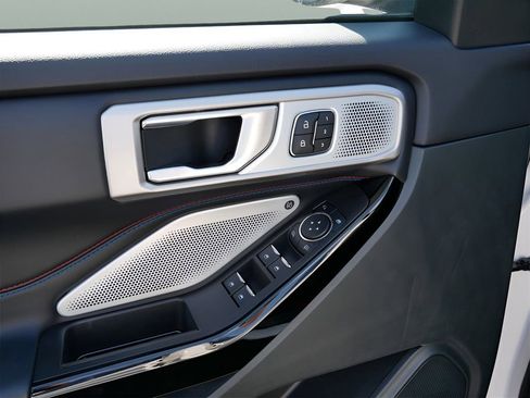 Used 2024 Ford Explorer ST w/ Equipment Group 401A image 16