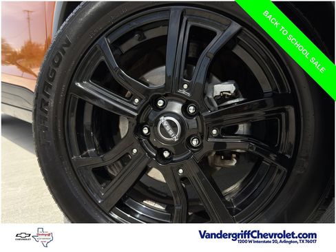 Used 2024 Nissan Kicks SV FWD image 10
