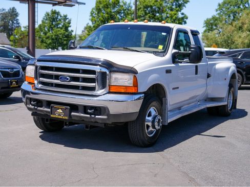 Used 1999 Ford F350 Lariat AWD/4WD image 2