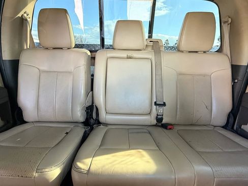 Used 2011 Ford F250 Lariat w/ Lariat Interior Pkg RWD image 23
