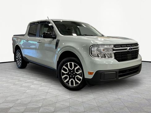 Used 2024 Ford Maverick Lariat FWD image 3