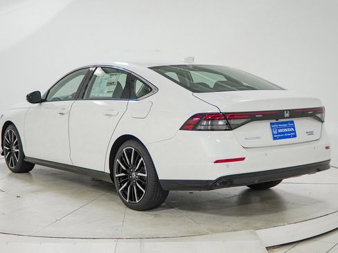New 2025 Honda Accord Touring image 5