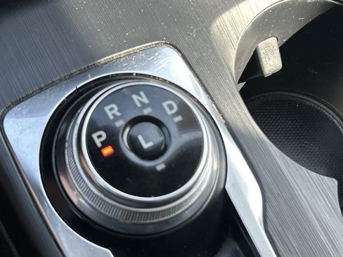 Used 2020 Ford Escape SE AWD/4WD image 24