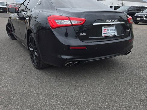 Used 2018 Maserati Ghibli S Q4 AWD/4WD image 4