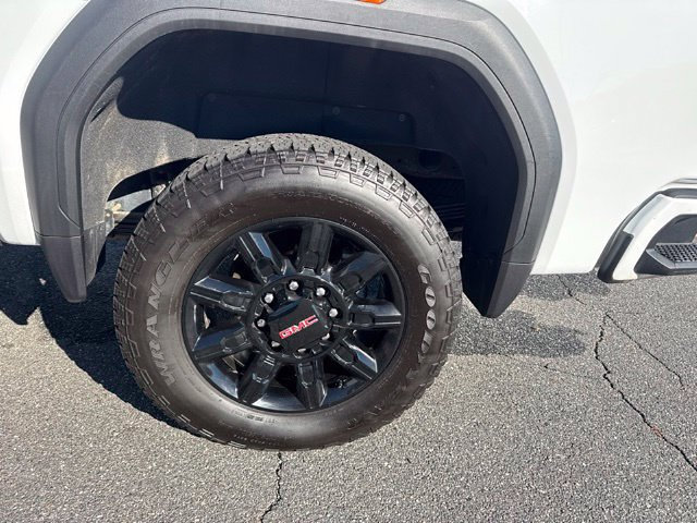 Used 2026 GMC Sierra 2500 AT4 AWD/4WD image 9