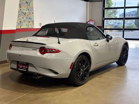 Used 2026 MAZDA MX-5 Miata Club w/ Interior Package RWD image 25