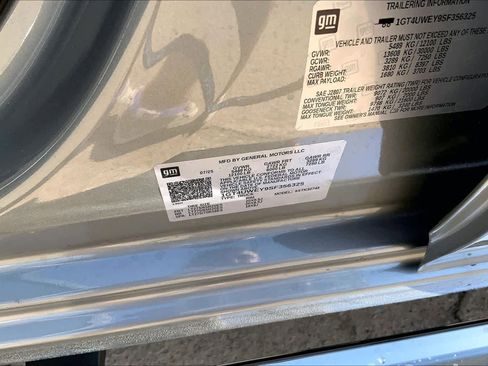 Used 2025 GMC Sierra 3500 Denali w/ Denali Reserve Package image 34