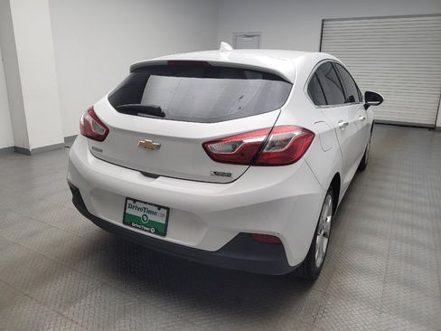 Used 2018 Chevrolet Cruze Premier FWD image 7