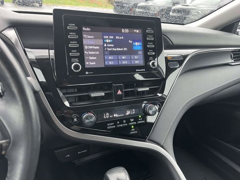 Used 2024 Toyota Camry SE FWD image 24