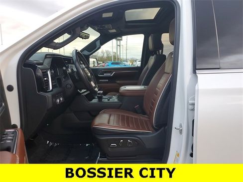 Certified 2022 GMC Sierra 1500 Denali Ultimate image 11