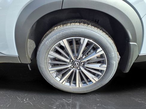 New 2026 Nissan Pathfinder Platinum AWD/4WD image 31