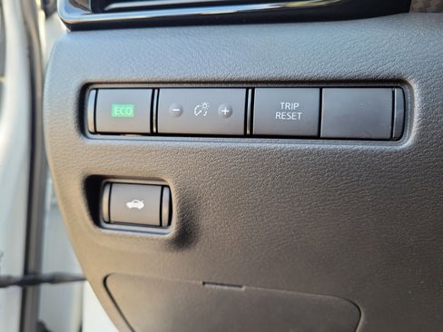 Certified 2025 Nissan Sentra SV w/ All-Weather Package FWD image 23