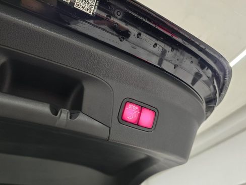 Used 2024 Mercedes-Benz GLE 53 AMG 4MATIC Coupe image 44