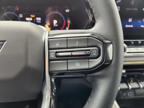 Used 2023 Chevrolet Colorado ZR2 AWD/4WD image 29