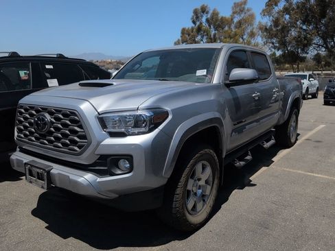 Used 2021 Toyota Tacoma TRD Sport w/ Technology Package AWD/4WD image 1