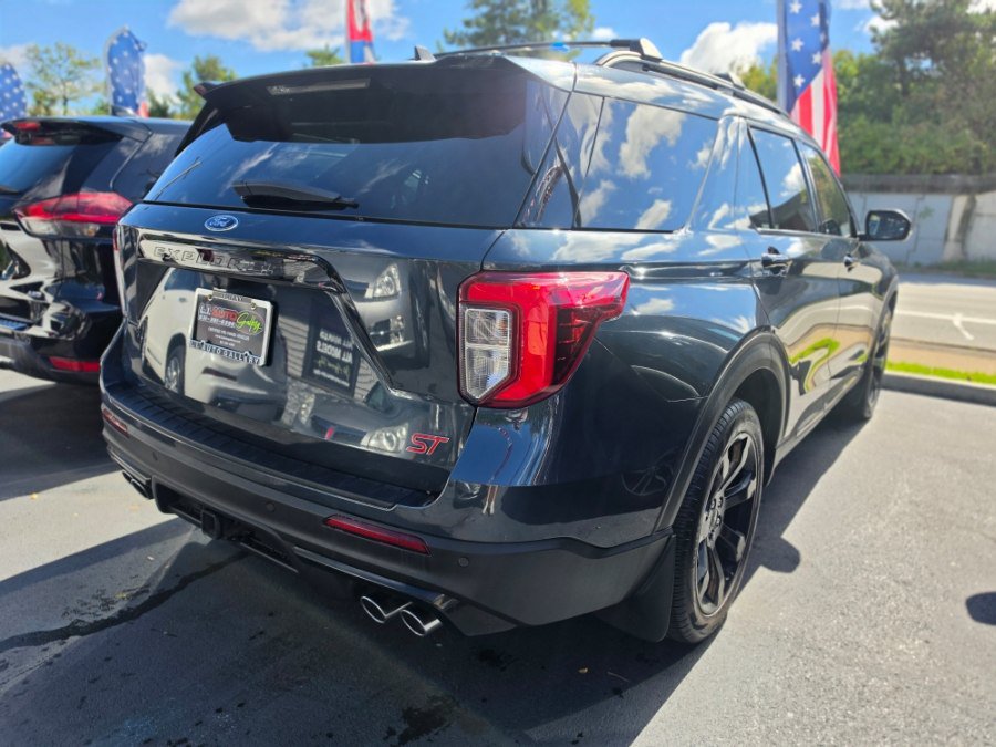 Used 2023 Ford Explorer ST AWD/4WD image 3