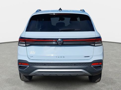 New 2026 Volkswagen Taos SE AWD/4WD image 6