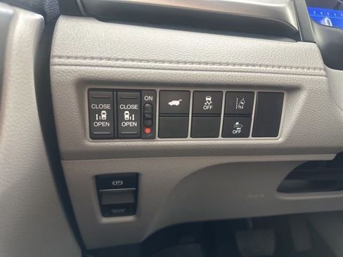 Used 2019 Honda Odyssey EX-L image 32