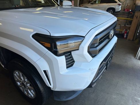 Certified 2024 Toyota Tacoma SR5 image 28