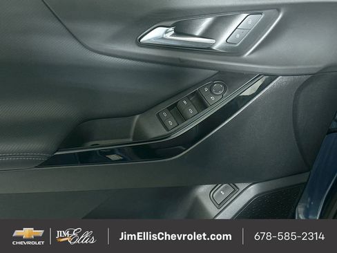 Certified 2025 Chevrolet Traverse LT image 23